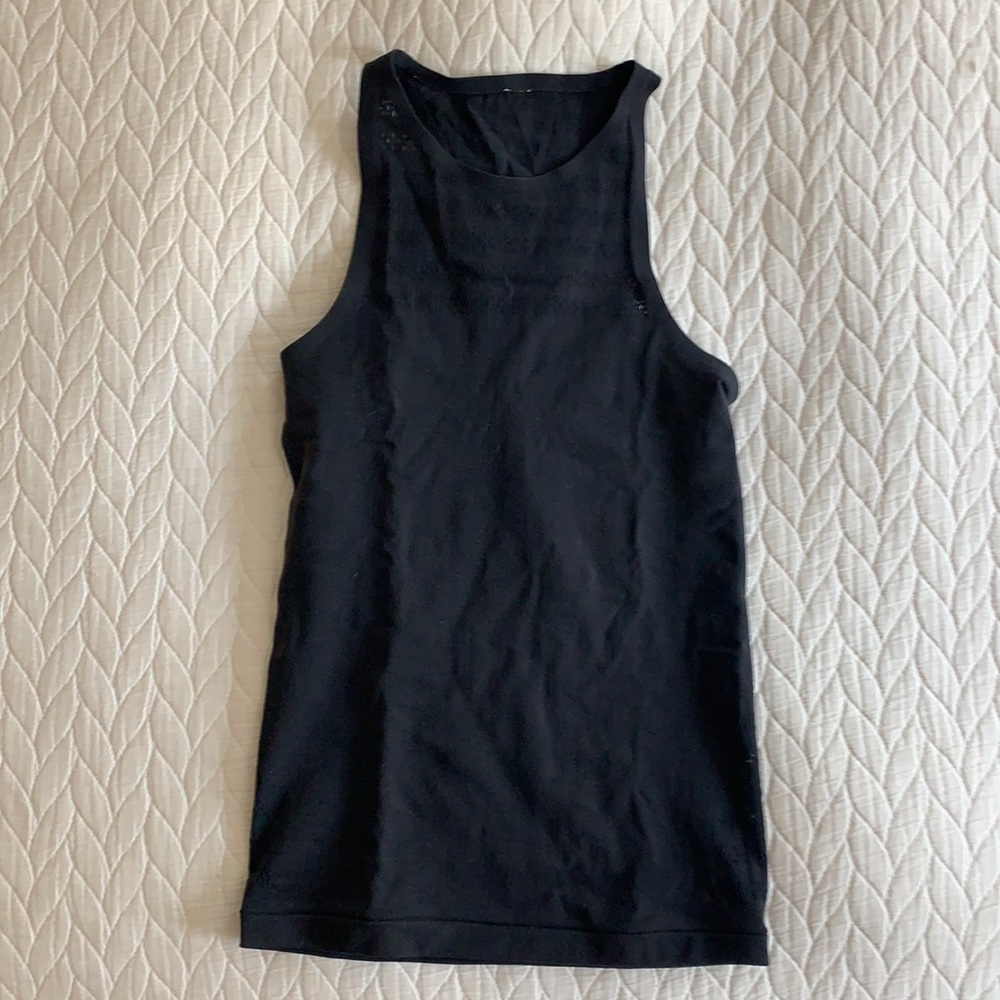 Lululemon black crop racer back tank 6
